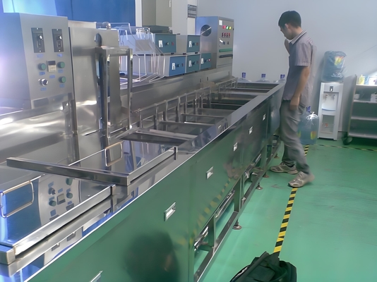 Single Arm Automatic Cleaning Machine Good Effect For Workpieces With Deep Slot Inner Cavity Blind Hole