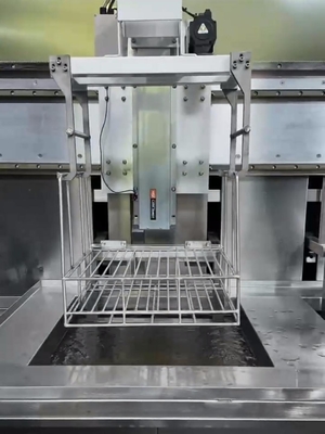 Single Arm Automatic Ultrasonic Cleaning Machine Powerful With Up And Down Oscillation